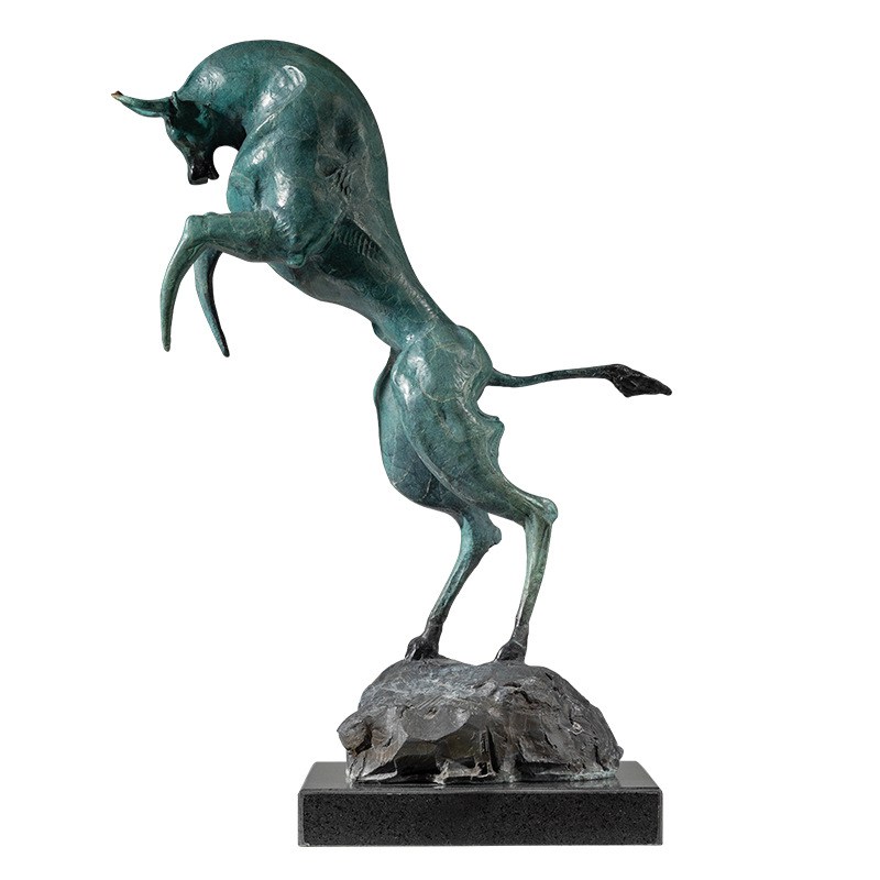 牛气冲天铜牛摆件桌面装饰铜工艺品